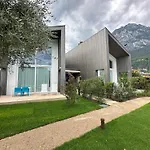 Garda Sporting Family Cottage